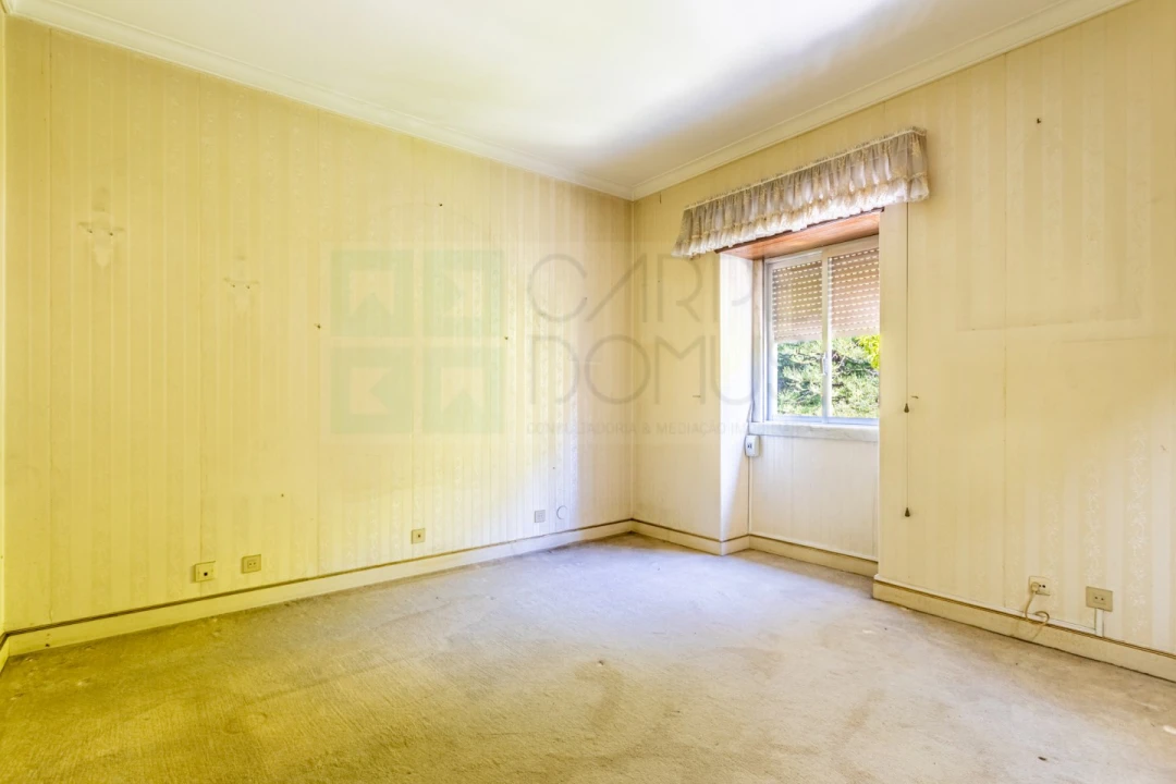 Moradia T9 para Venda em Alvalade Foto 32