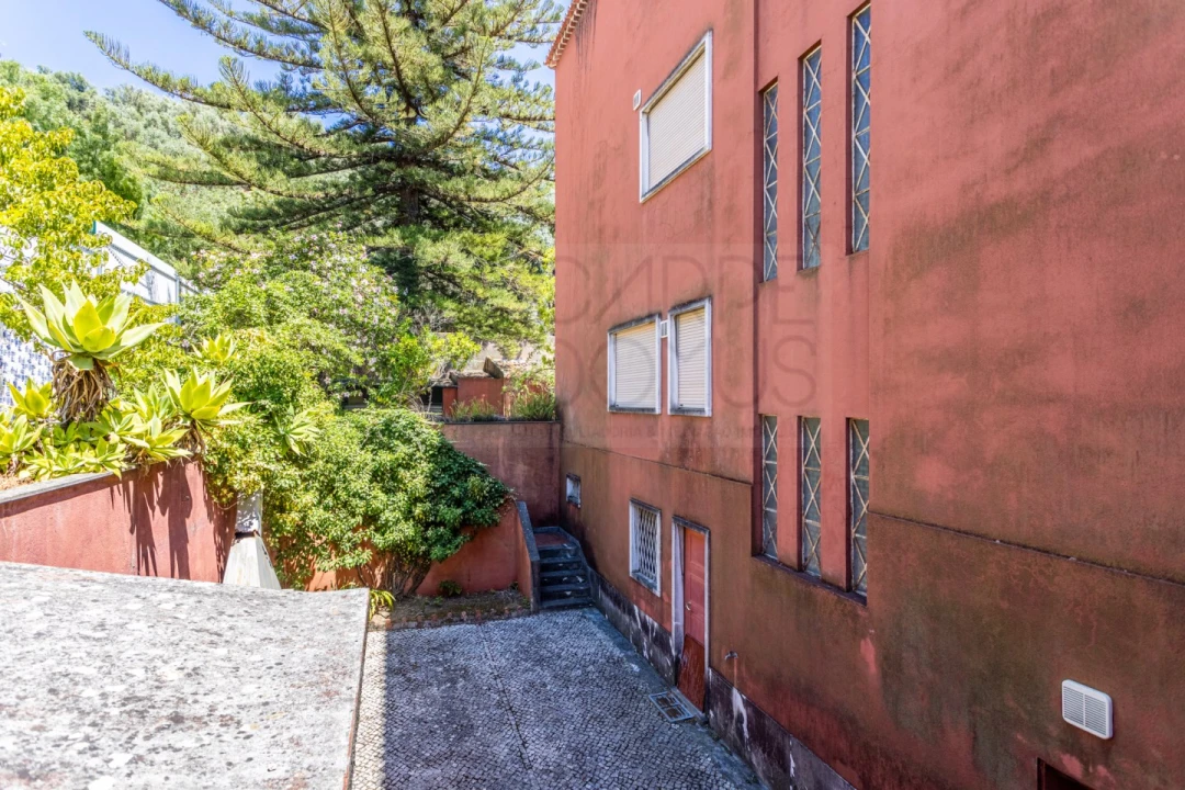 Moradia T9 para Venda em Alvalade Foto 86