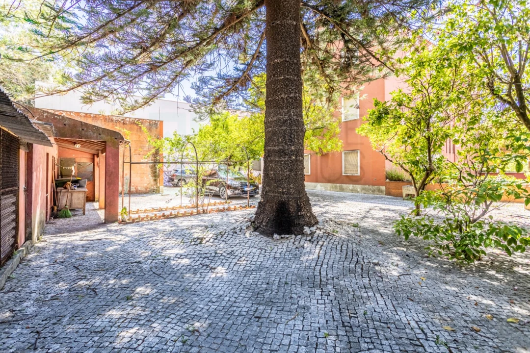 Moradia T9 para Venda em Alvalade Foto 88