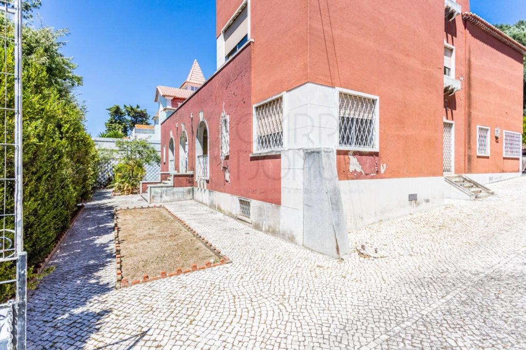 Moradia T9 para Venda em Alvalade Foto 91