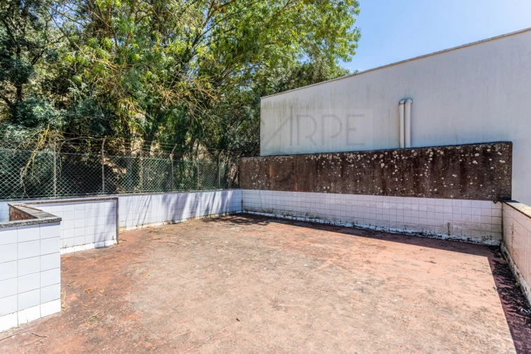 Moradia T9 para Venda em Alvalade Foto 80