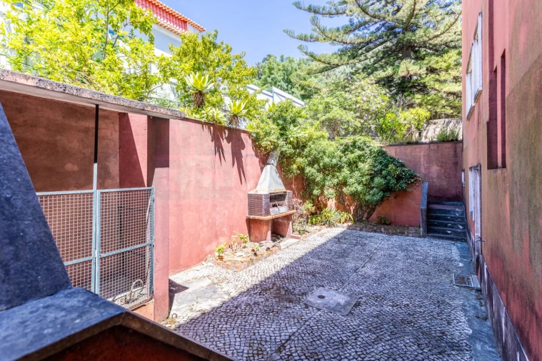 Moradia T9 para Venda em Alvalade Foto 84