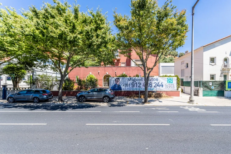 Moradia T9 para Venda em Alvalade Foto 96