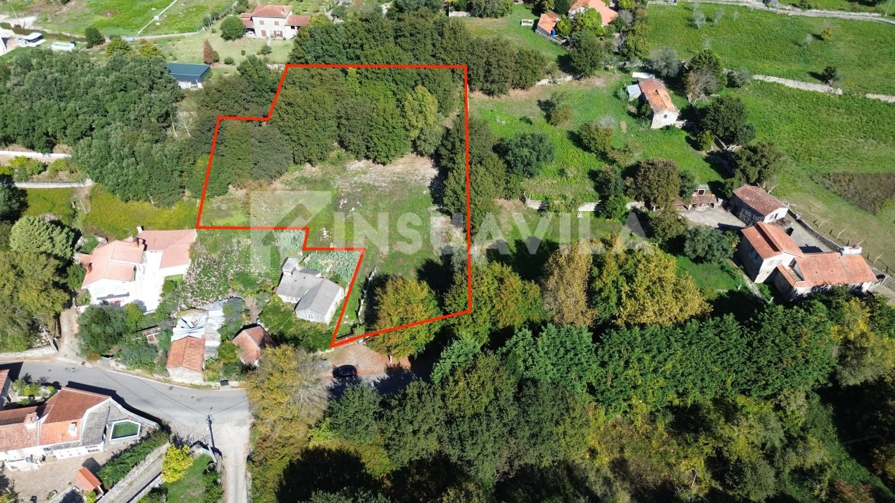 Terreno para Venda em Vilar de Mouros Foto 1