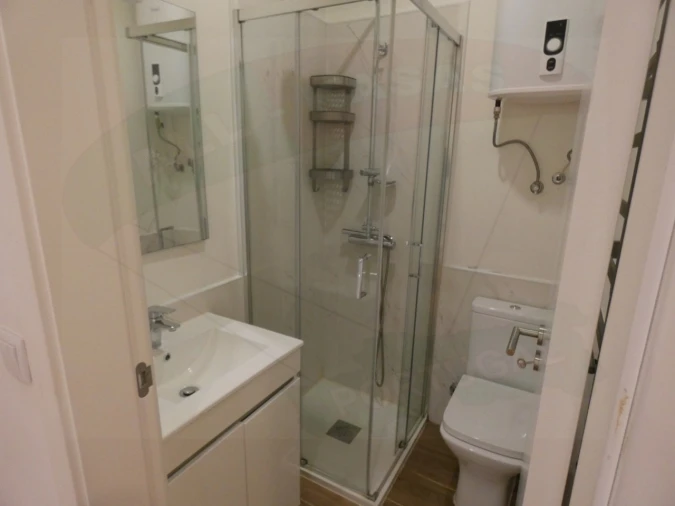 Quarto para Arrendamento em Queluz e Belas Foto 8