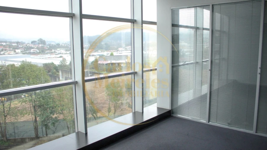 Escritório para Arrendamento em Celeirós, Aveleda e Vimieiro Foto 4