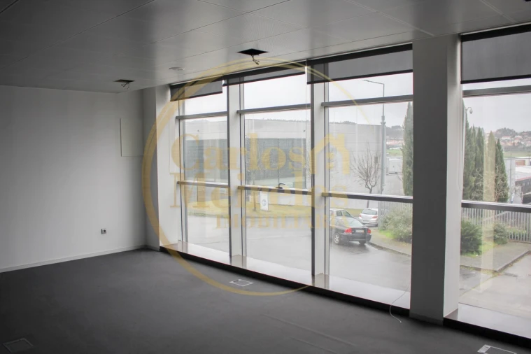 Escritório para Arrendamento em Celeirós, Aveleda e Vimieiro Foto 7