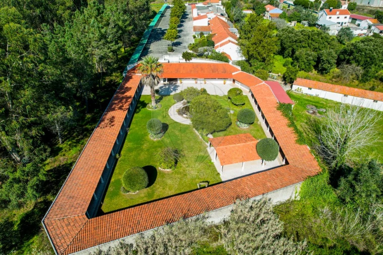 Quinta T0 para Venda em Vale da Pedra Foto 1