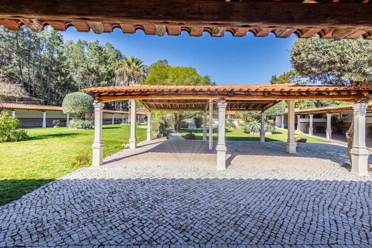 Quinta T0 para Venda em Vale da Pedra Foto 38