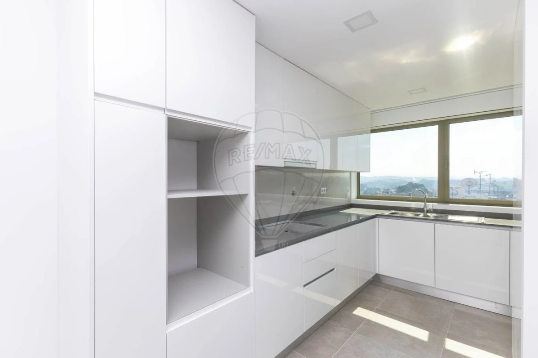 Apartamento T2 para Venda em Vilar de Andorinho Foto 15