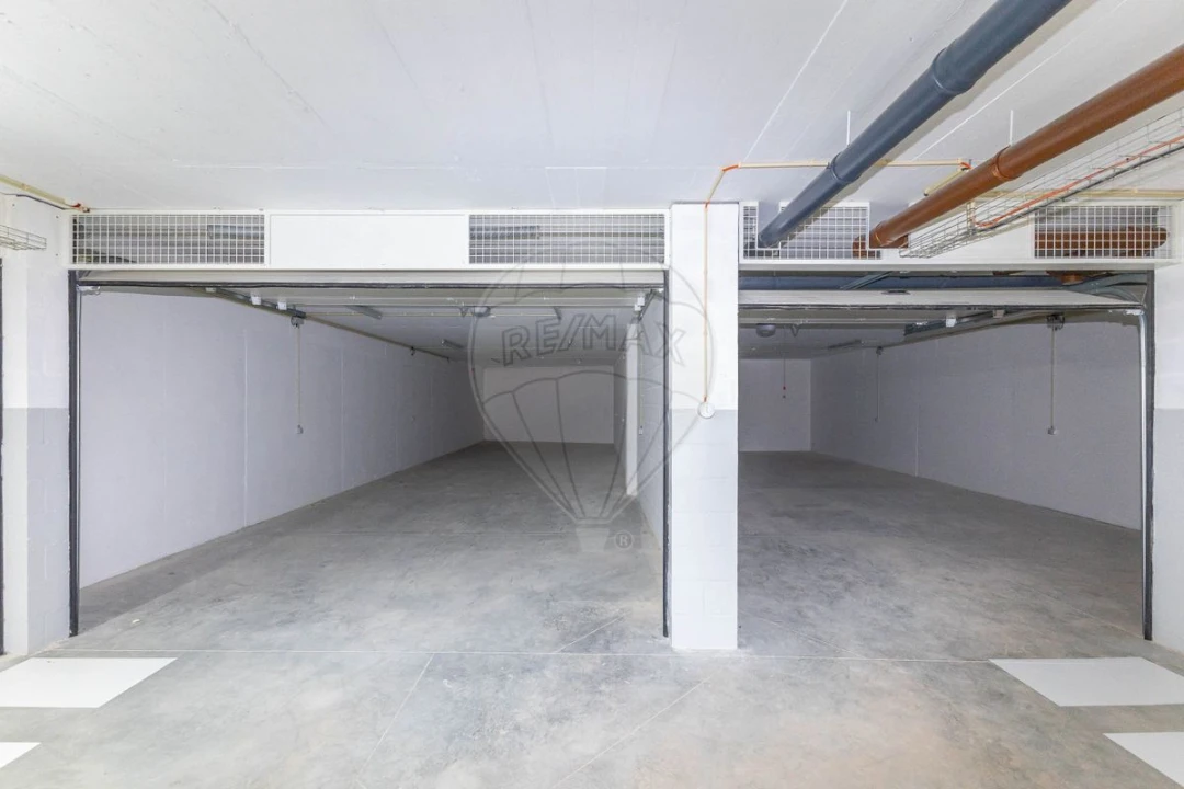 Apartamento T3 para Venda em Vilar de Andorinho Foto 39