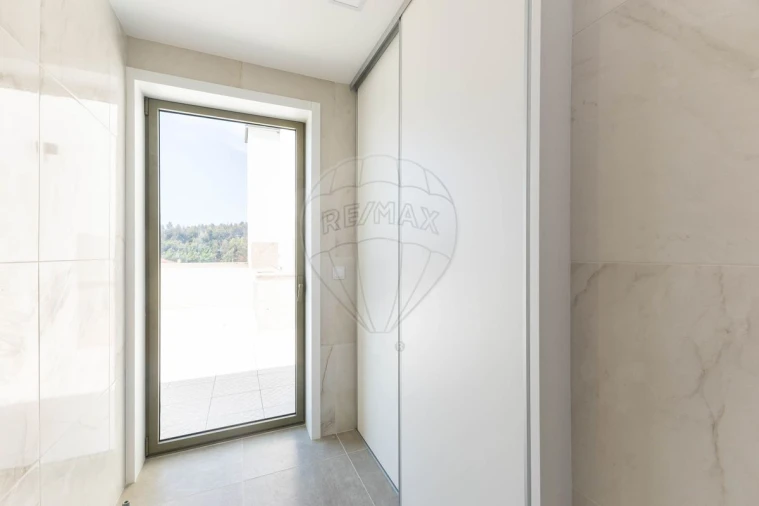 Apartamento T3 para Venda em Vilar de Andorinho Foto 7