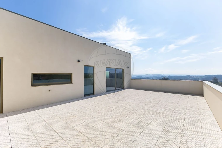 Apartamento T3 para Venda em Vilar de Andorinho Foto 34