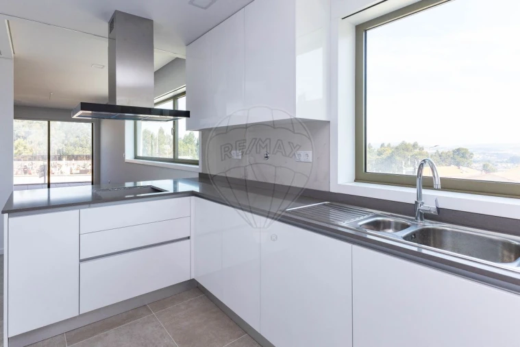 Apartamento T3 para Venda em Vilar de Andorinho Foto 14