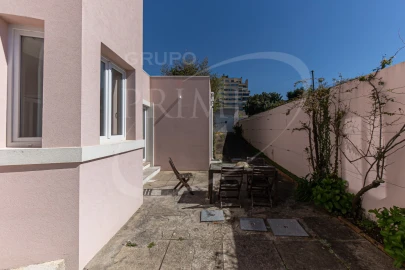Moradia T5 para Venda em Aldoar, Foz do Douro e Nevogilde