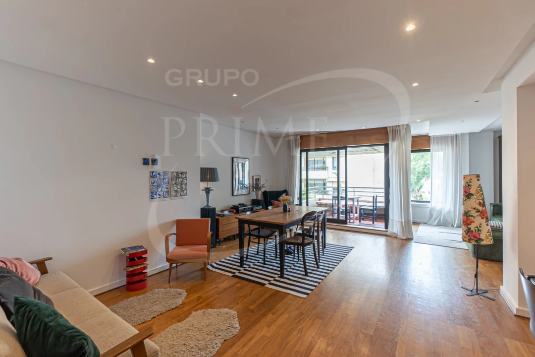 Apartamento T4 para Venda em Aldoar, Foz do Douro e Nevogilde Foto 3
