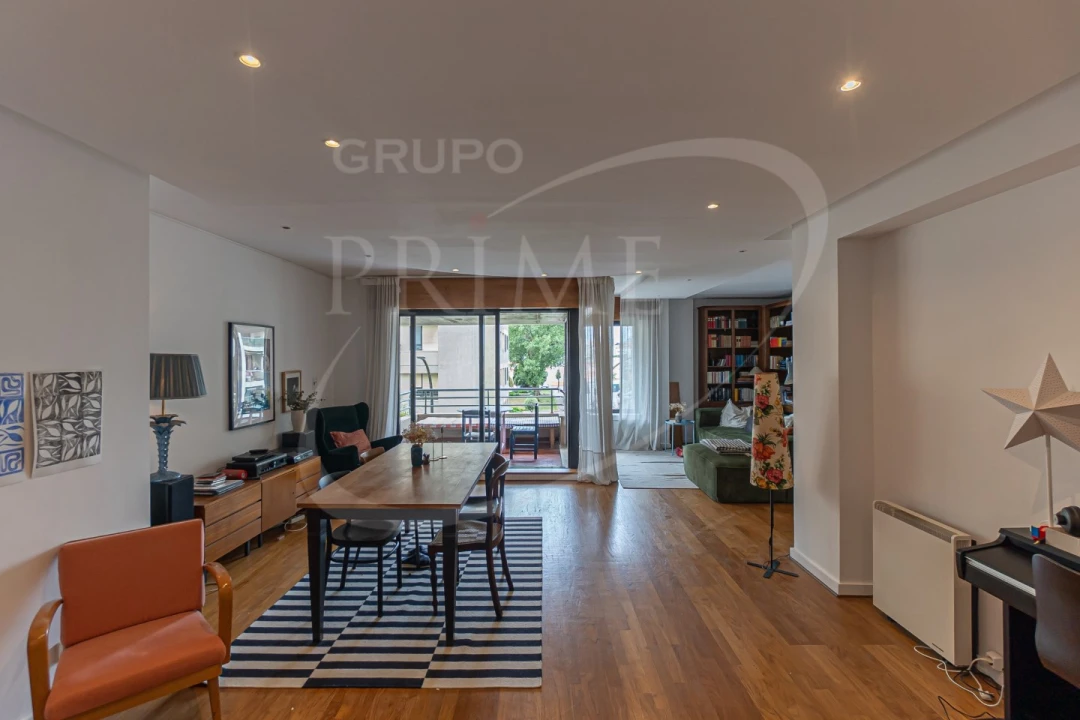 Apartamento T4 para Venda em Aldoar, Foz do Douro e Nevogilde Foto 2
