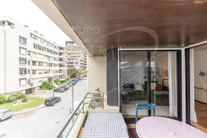 Apartamento T4 para Venda em Aldoar, Foz do Douro e Nevogilde