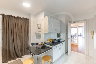 Apartamento T4 para Venda em Aldoar, Foz do Douro e Nevogilde