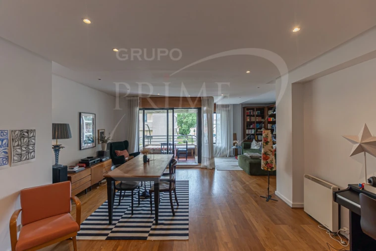 Apartamento T4 para Venda em Aldoar, Foz do Douro e Nevogilde Foto 2
