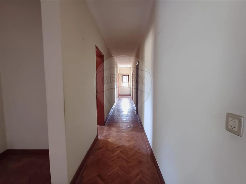 Moradia T6 para Venda em Nogueira do Cravo Foto 20