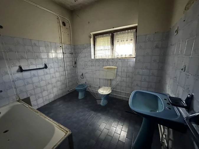 Moradia T6 para Venda em Nogueira do Cravo Foto 22