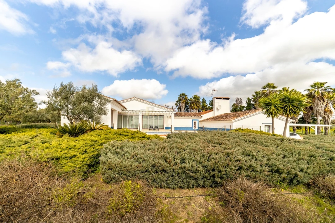 Moradia T5 para Venda em Nossa Senhora da Expectação Foto 37