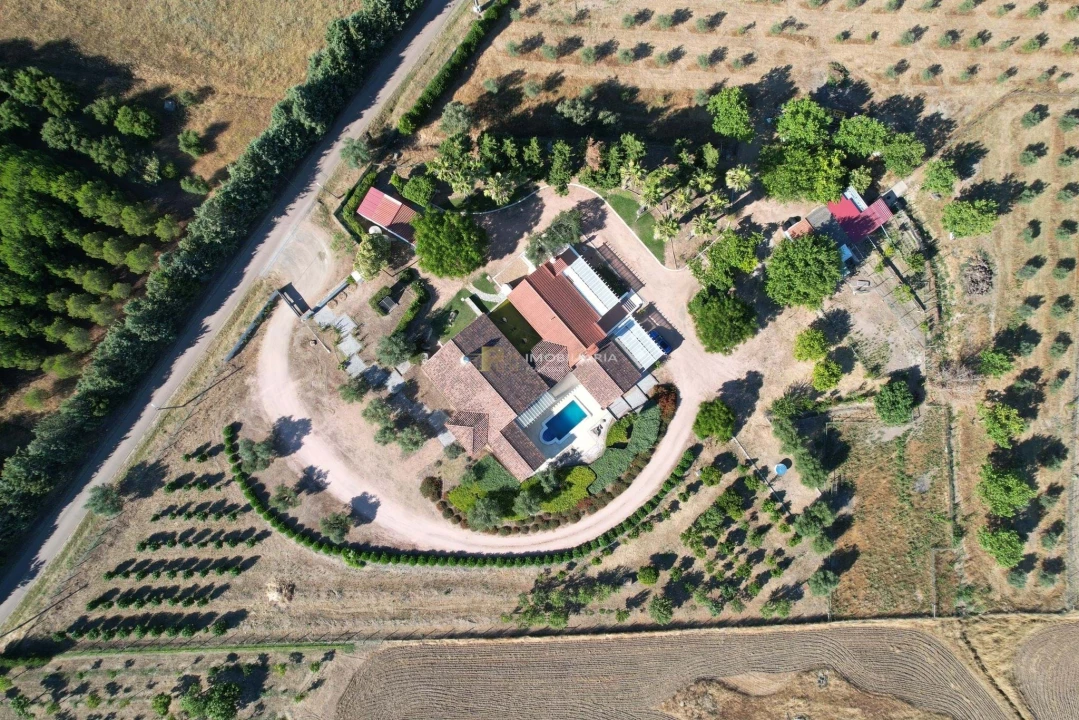 Moradia T5 para Venda em Nossa Senhora da Expectação Foto 6