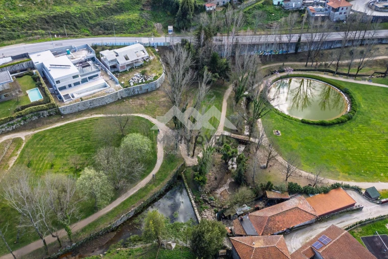 Moradia T4 para Venda em Costa Foto 30