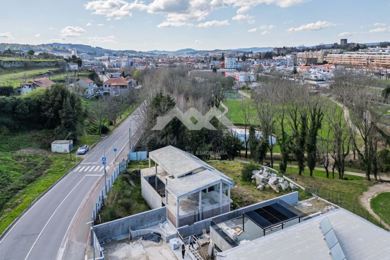 Moradia T4 para Venda em Costa Foto 23