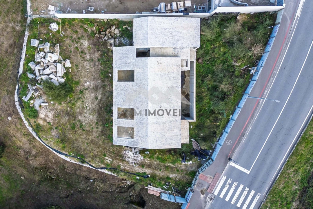 Moradia T4 para Venda em Costa Foto 29