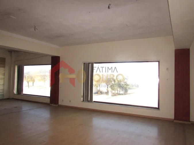 Loja para Venda em Assunção, Ajuda, Salvador e Santo Ildefonso Foto 12