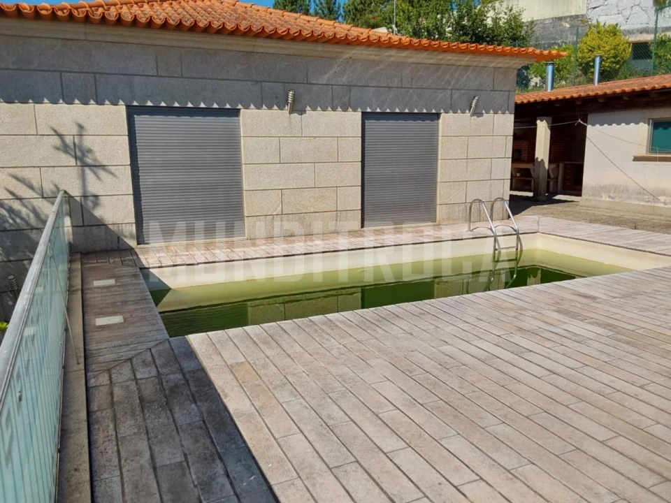 Moradia T3 para Venda em Lomar e Arcos Foto 11