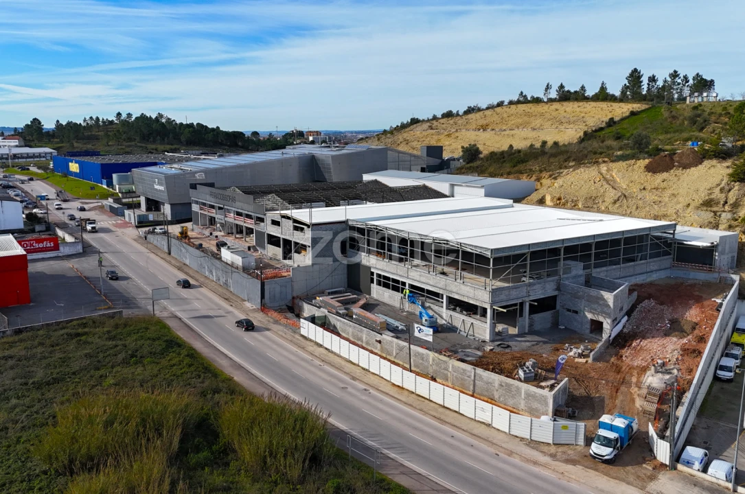 Terreno Comércio / Armazém para Venda em Eiras e São Paulo de Frades Foto 4