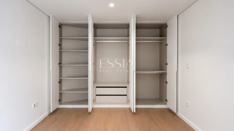 Apartamento T3 para Venda em Campanhã