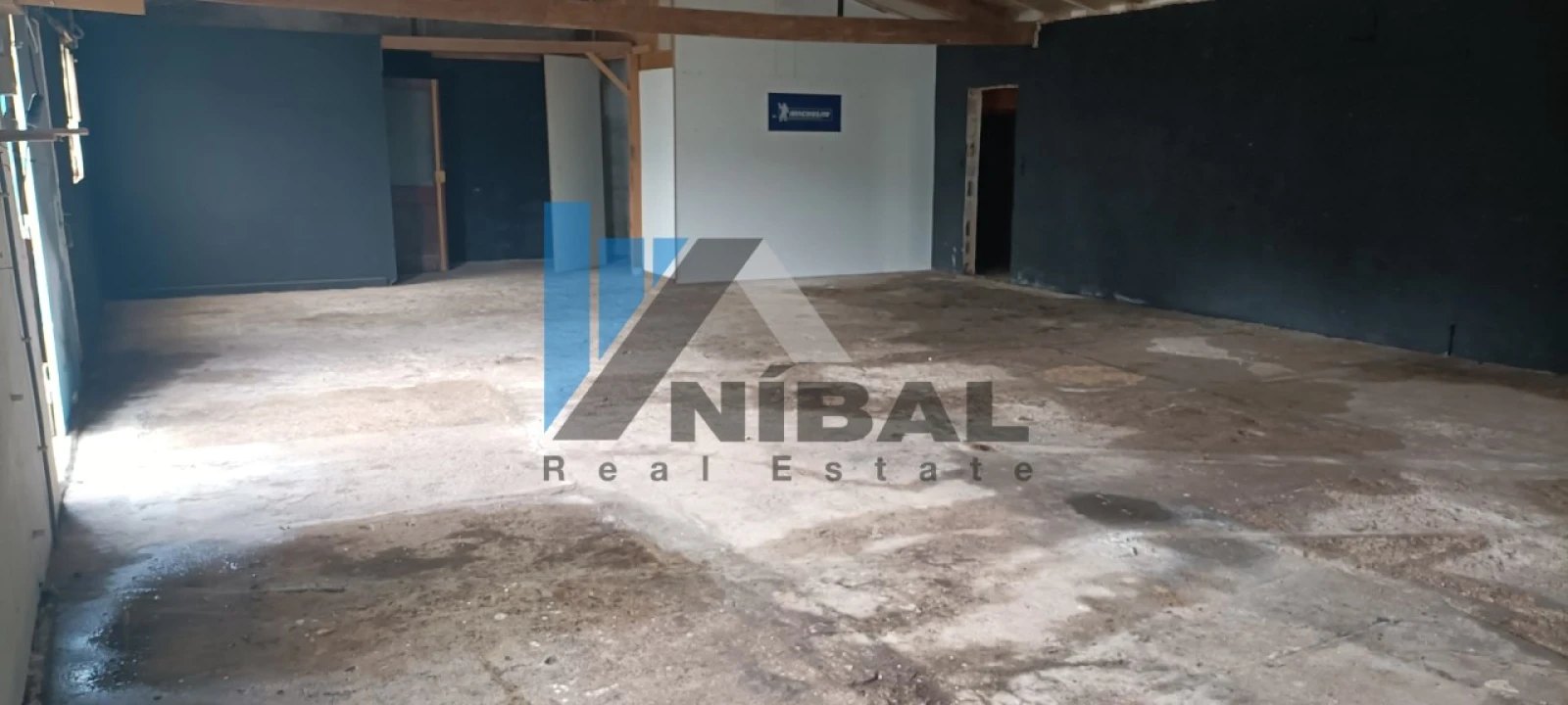 Armazém para Arrendamento em Arcozelo Foto 1