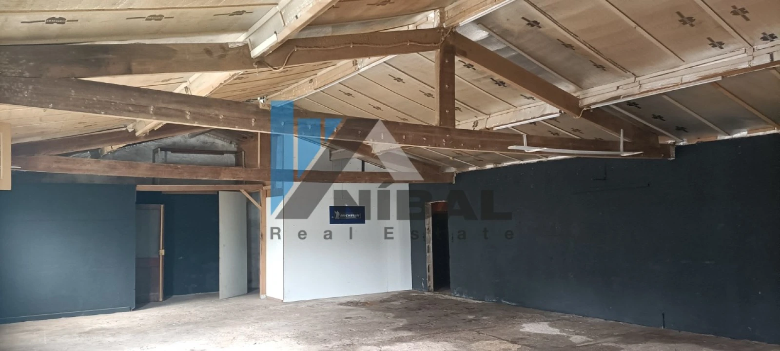 Armazém para Arrendamento em Arcozelo Foto 2