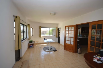 Moradia T5 para Venda em Almancil