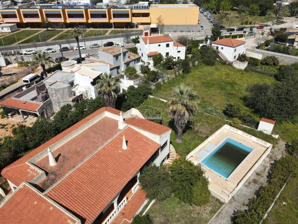 Moradia T5 para Venda em Almancil Foto 6