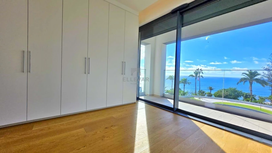 Apartamento T4 para Venda em São Martinho Foto 25