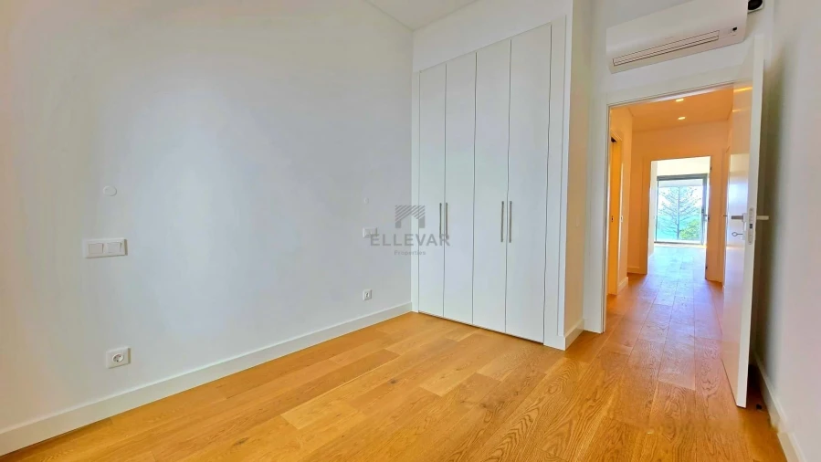 Apartamento T4 para Venda em São Martinho Foto 21