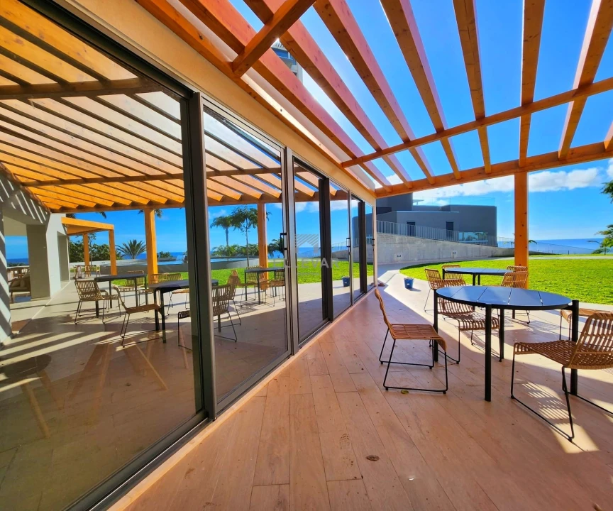 Apartamento T4 para Venda em São Martinho Foto 5