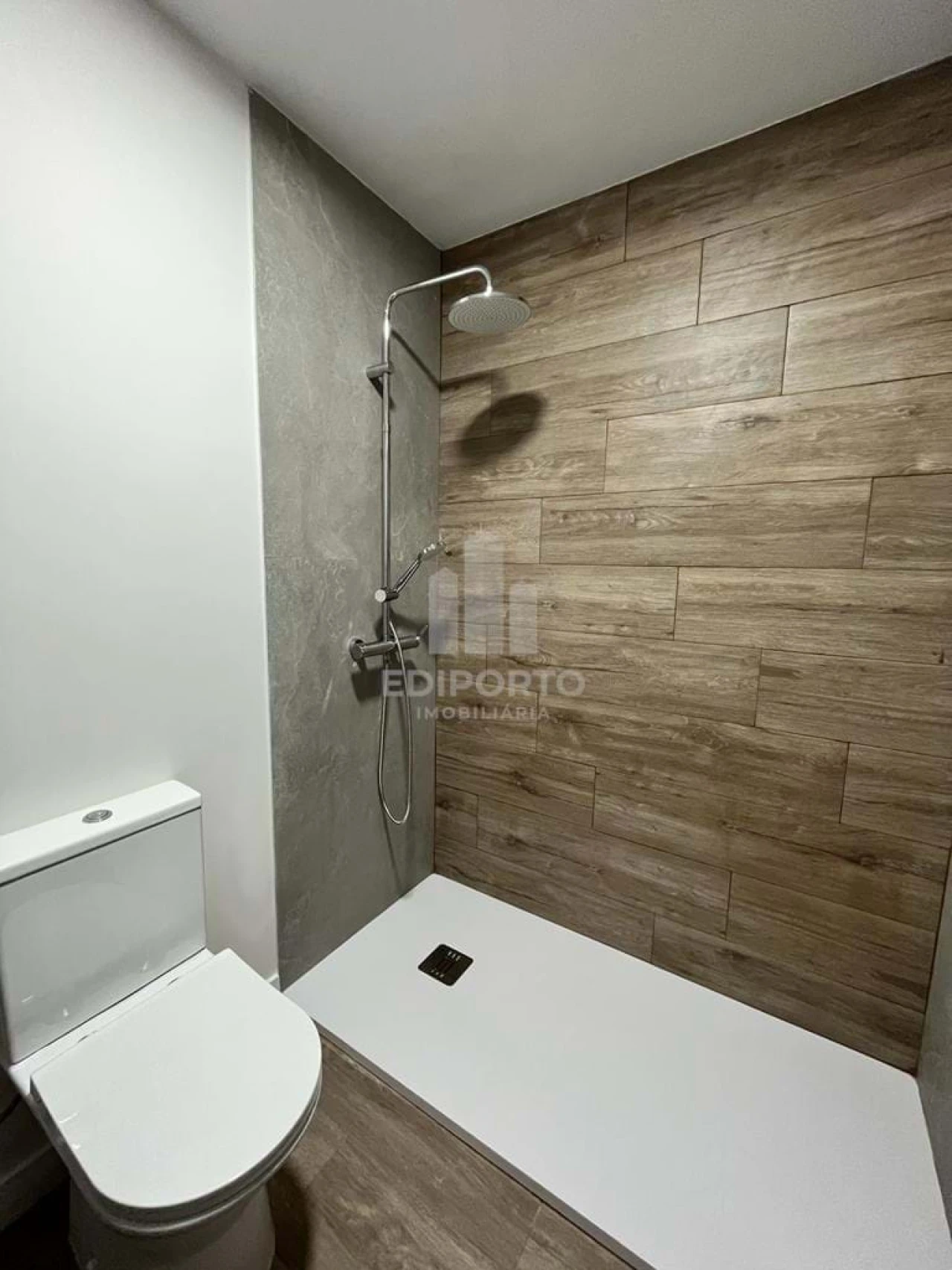 Apartamento T2 para Venda em Bonfim Foto 12