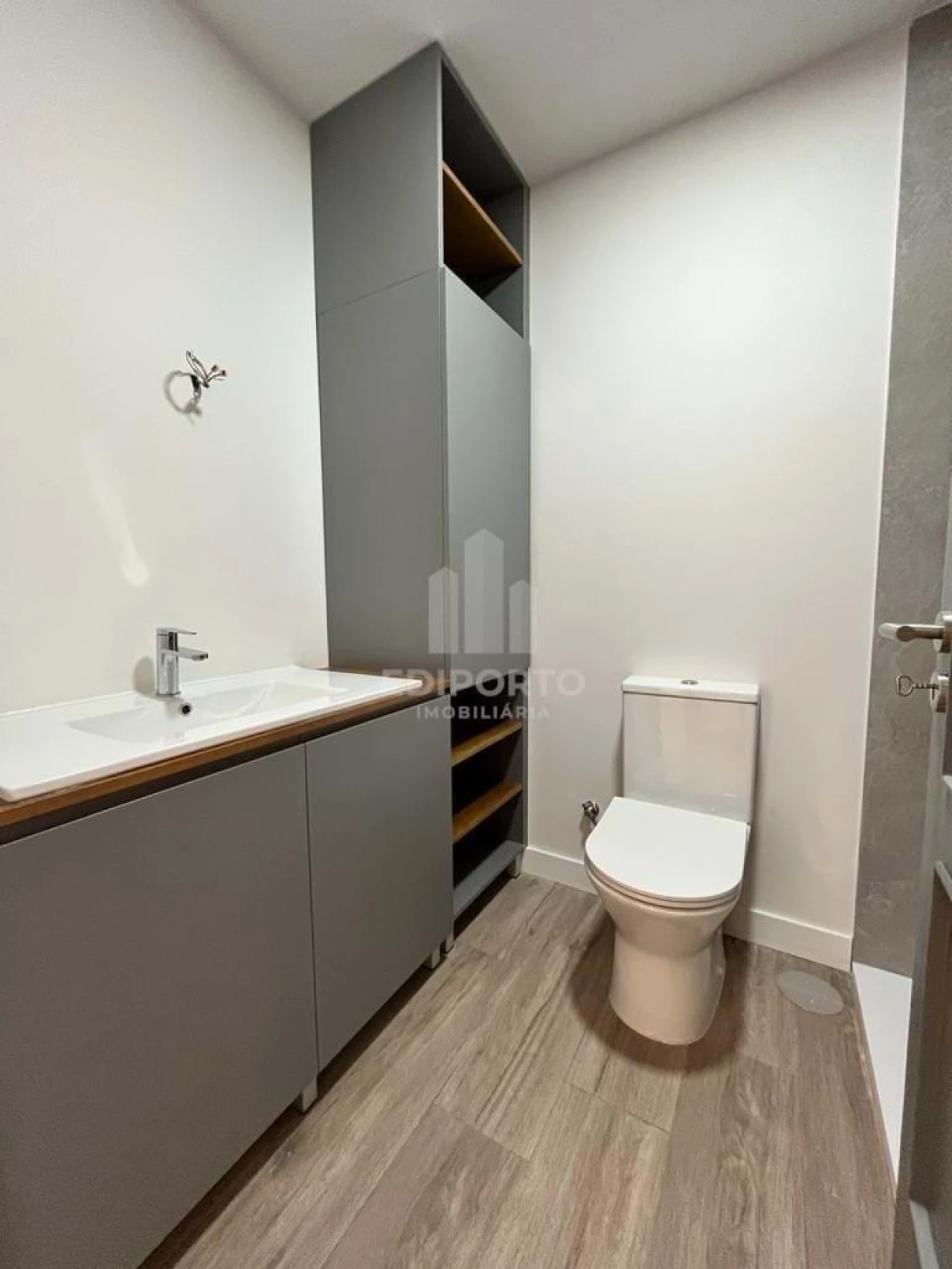 Apartamento T2 para Venda em Bonfim Foto 11