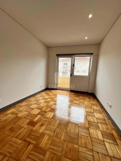 Apartamento T2 para Venda em Bonfim