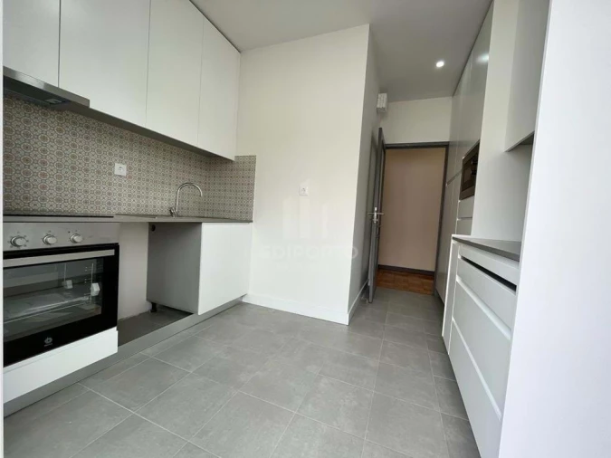 Apartamento T2 para Venda em Bonfim Foto 8