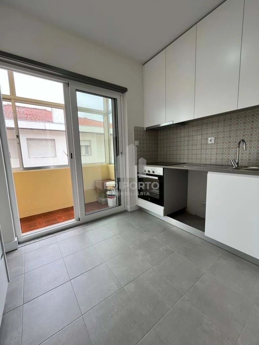 Apartamento T2 para Venda em Bonfim Foto 6