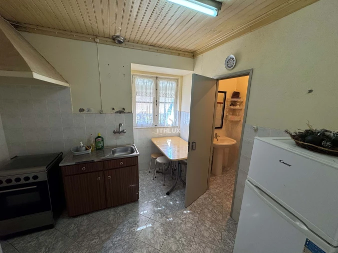 Quinta T6 para Venda em São Martinho de Mouros Foto 32