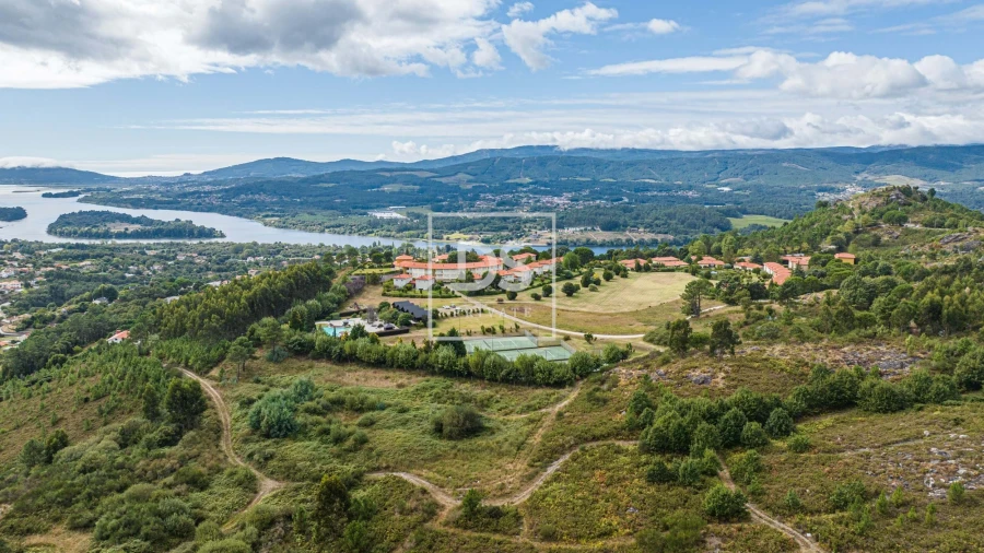Terreno para Venda em Vila Nova de Cerveira e Lovelhe Foto 8