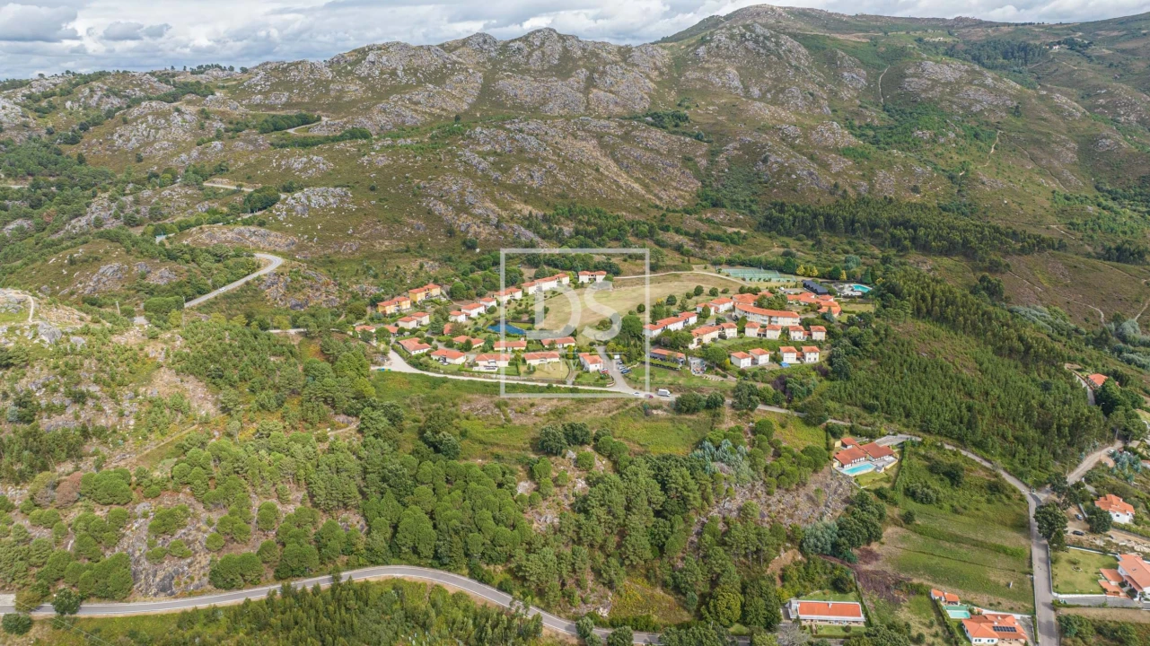 Terreno para Venda em Vila Nova de Cerveira e Lovelhe Foto 18